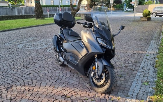 Gebrauchtmotorrad Yamaha TMAX 560 - Bild 8