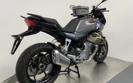 Gebrauchtmotorrad Moto Guzzi V100 Mandello S - Bild 3