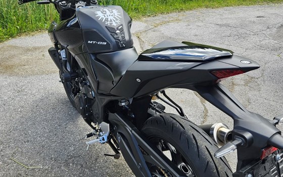 Gebrauchtmotorrad Yamaha MT-03 - Bild 2