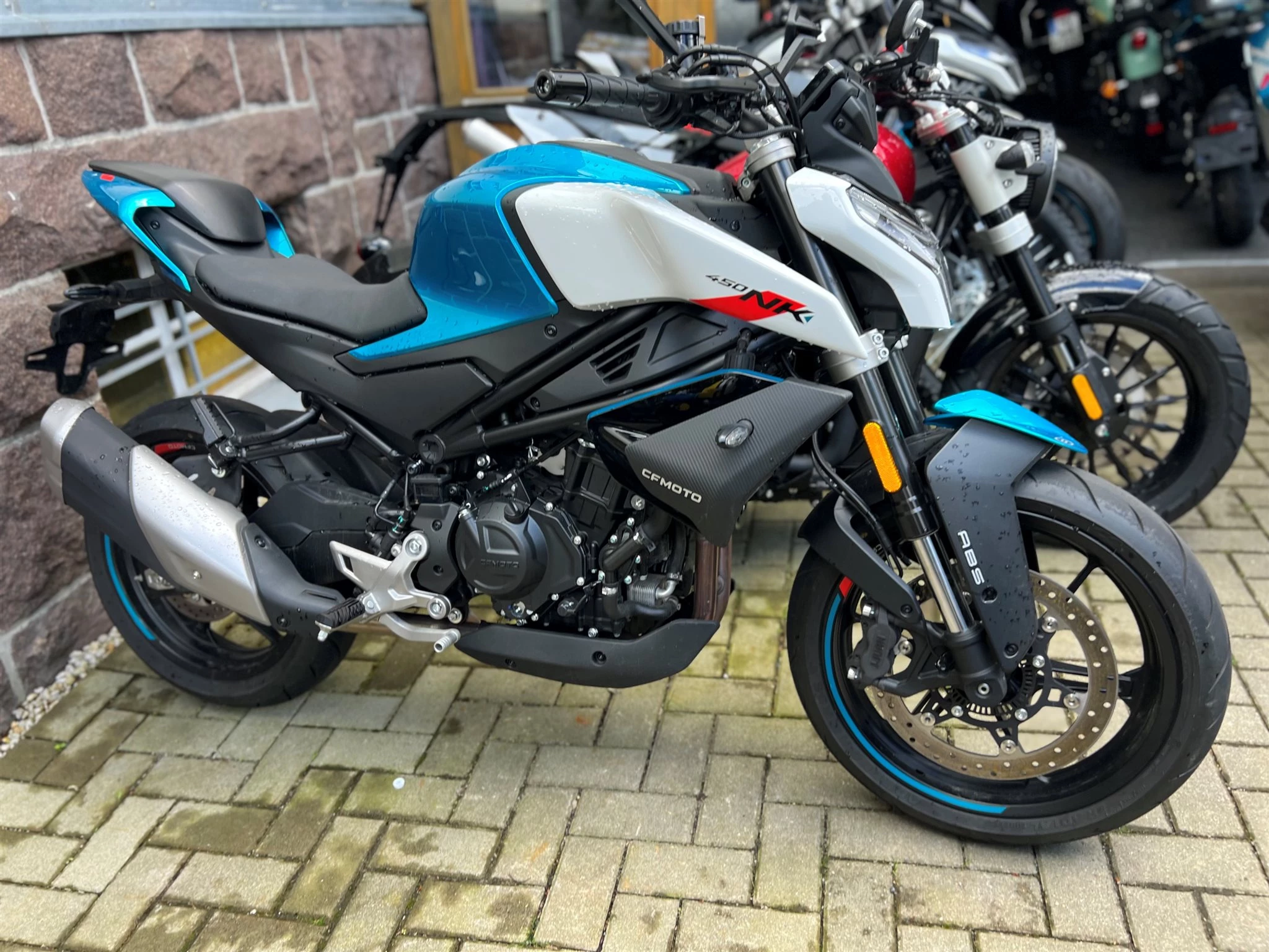 CFMOTO 450NK