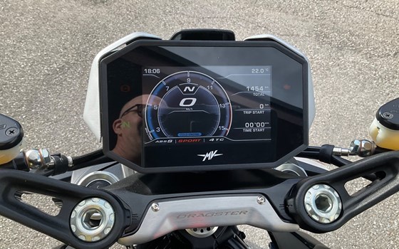 Gebrauchtmotorrad MV Agusta Dragster 800 R - Bild 10