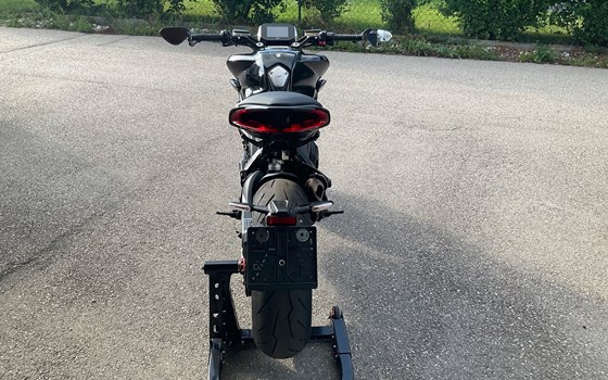 Gebrauchtmotorrad MV Agusta Dragster 800 R - Bild 3