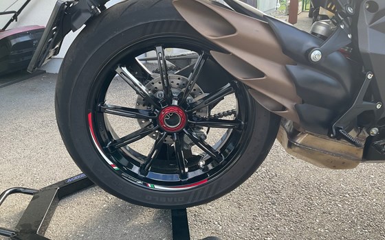 Gebrauchtmotorrad MV Agusta Dragster 800 R - Bild 5
