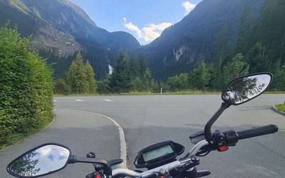 Gebrauchtmotorrad MV Agusta Brutale 800 RR - Bild 12