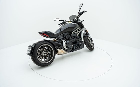 Motorrad Occasion Ducati Diavel 1260 - Bild 4