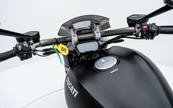 Motorrad Occasion Ducati Diavel 1260 - Bild 8