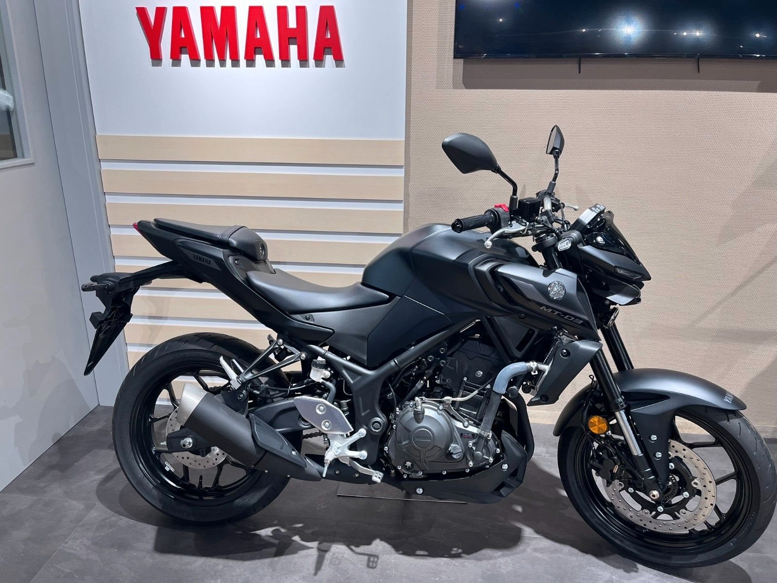Yamaha MT-03