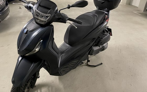 Gebrauchtmotorrad Piaggio Beverly 400 hpe - Bild 1
