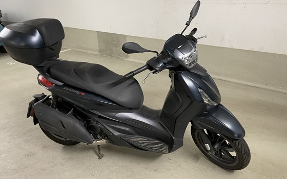 Gebrauchtmotorrad Piaggio Beverly 400 hpe - Bild 4