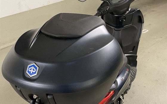 Gebrauchtmotorrad Piaggio Beverly 400 hpe - Bild 9