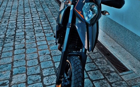 Gebrauchtmotorrad KTM 690 SMC R - Bild 5
