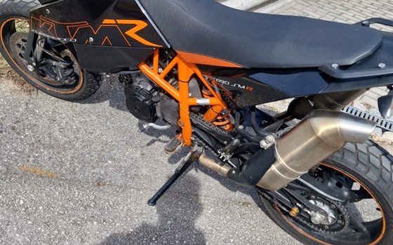 Gebrauchtmotorrad KTM 690 SMC R - Bild 7