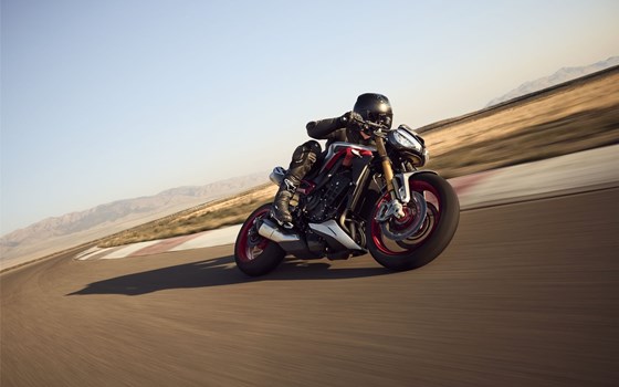 Neufahrzeug Triumph Street Triple 765 RX - Bild 13
