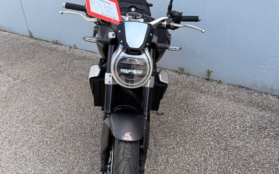 Gebrauchtmotorrad Honda CB1000R Black Edition - Bild 2