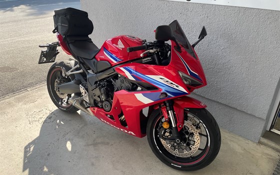 Gebrauchtmotorrad Honda CBR650R E-Clutch - Bild 3