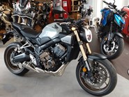Honda CB650R E-Clutch