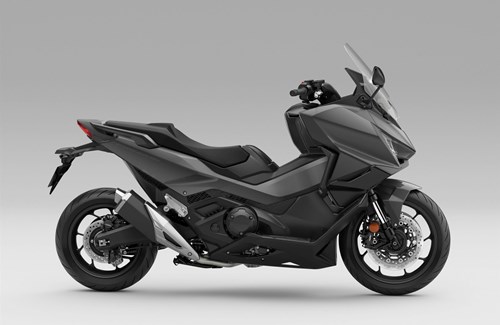Neumotorrad Honda Forza 750