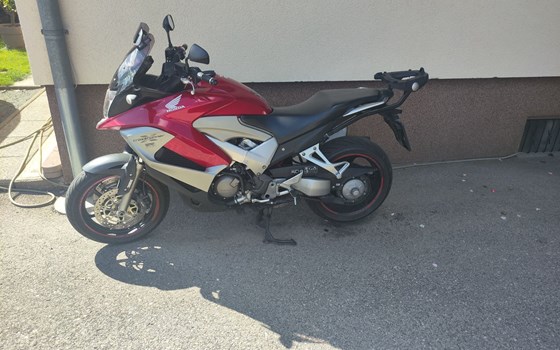 Gebrauchtmotorrad Honda VFR800X Crossrunner - Bild 3