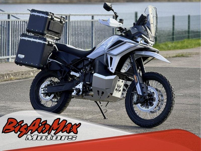 CFMOTO 1000MT-X