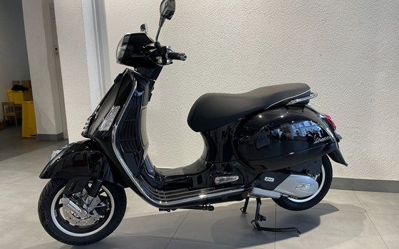 Motorrad Occasion Vespa GTS 125 Super - Bild 9