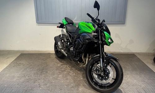 Kawasaki Z900