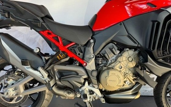 Gebrauchtmotorrad Ducati Multistrada V4 S - Bild 8