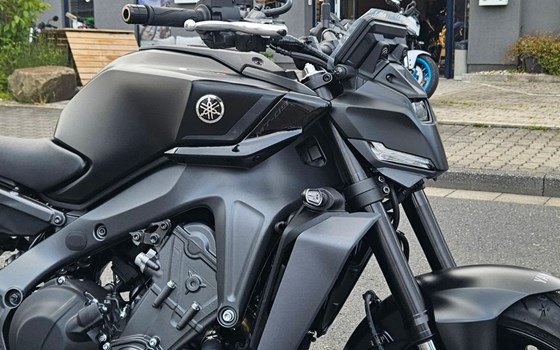 Gebrauchtmotorrad Yamaha MT-09 - Bild 2