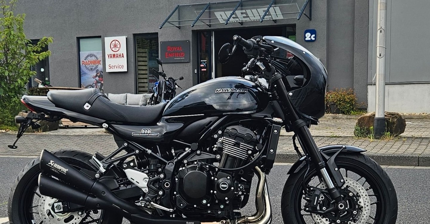 Angebot Kawasaki Z900 RS Black Ball Edition