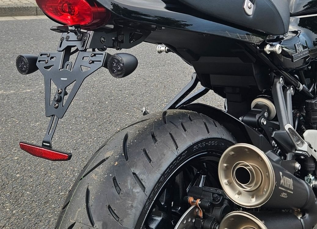 Angebot Kawasaki Z900 RS Black Ball Edition