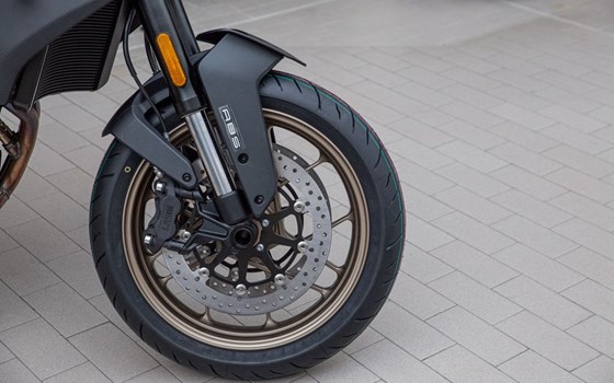 Gebrauchtmotorrad CFMOTO 800NK Sport - Bild 5