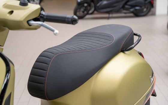 Neufahrzeug Vespa GTS 125 Supersport iGET - Bild 11