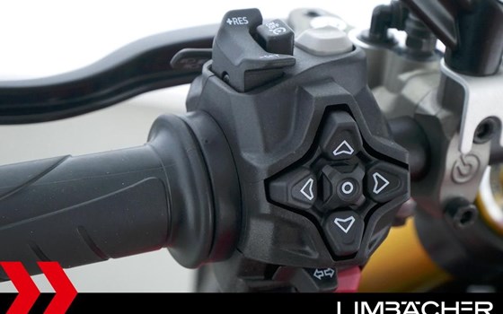 Gebrauchtmotorrad Ducati Streetfighter V2 S - Bild 13