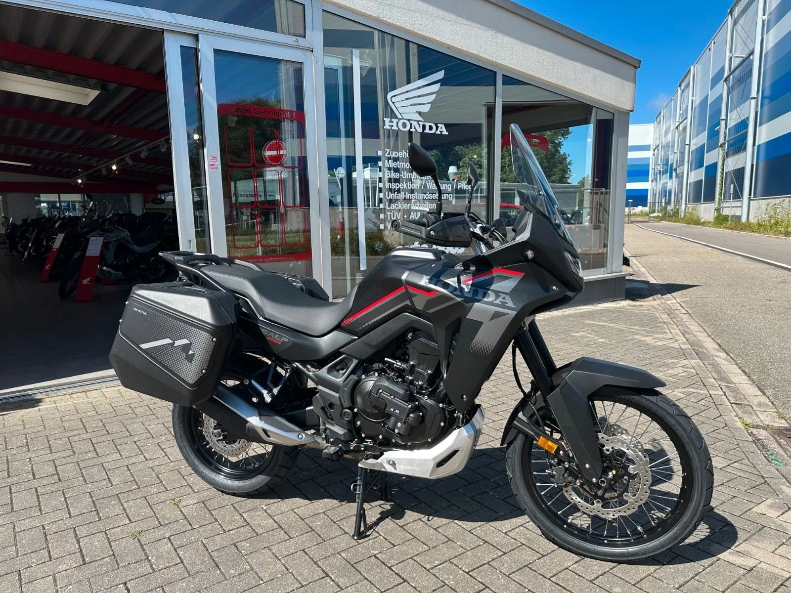 Honda XL750 Transalp E-Clutch