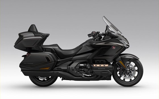 Gebrauchtmotorrad Honda GL 1800 Goldwing Tour DCT - Bild 6