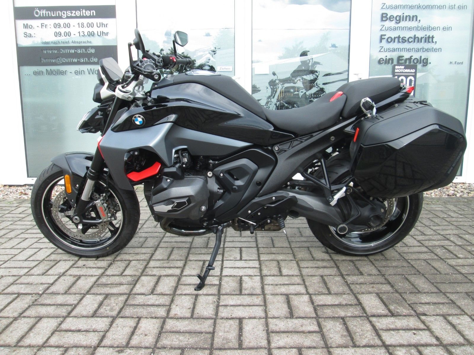BMW R 1300 R