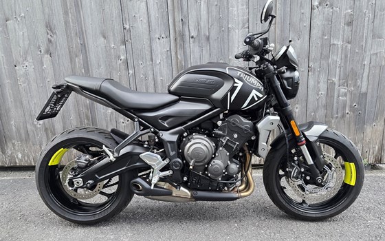 Gebrauchtmotorrad Triumph Trident 660 - Bild 1