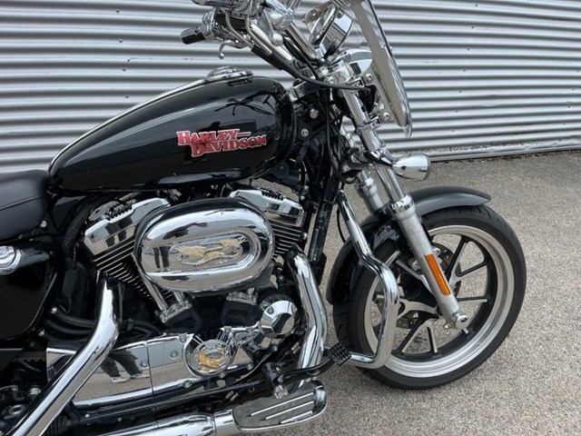Harley-Davidson Sportster XL 1200T SuperLow (schwarz) - Bild 3