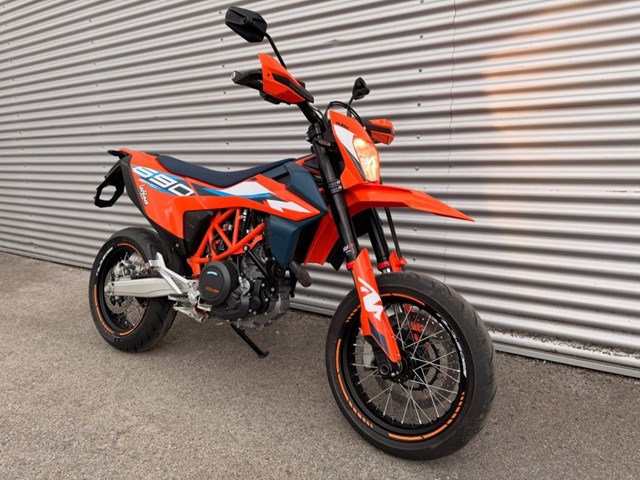 KTM 690 SMC R (übrige) - Bild 2