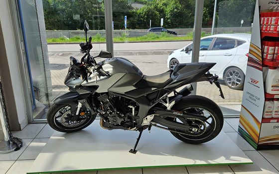 Gebrauchtmotorrad Honda CB1000 Hornet - Bild 1