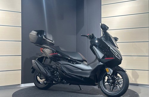 Neumotorrad Honda Forza 350