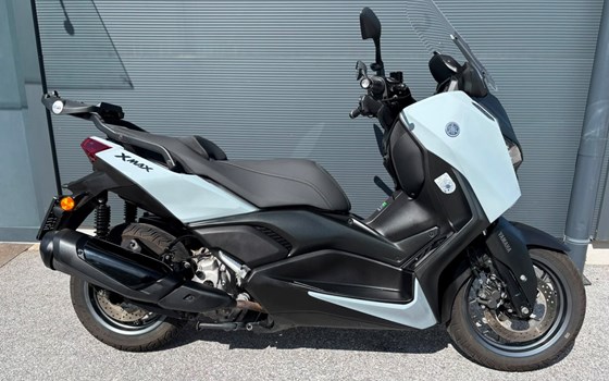 Gebrauchtmotorrad Yamaha XMAX 300 Tech MAX+ - Bild 3