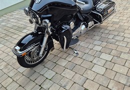 Gebrauchte Harley-Davidson CVO FLHTCUSE Ultra Classic Electra Glide