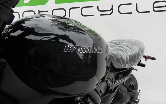 Neufahrzeug Kawasaki Z900 RS - Bild 10