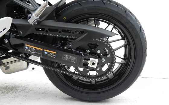 Neufahrzeug Kawasaki Z900 RS - Bild 6