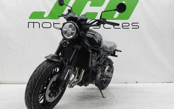 Neufahrzeug Kawasaki Z900 RS - Bild 8
