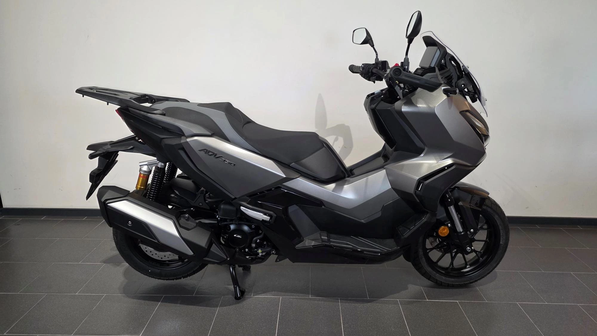 Honda ADV350