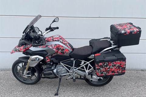 Schnell und weit fahren - Tourenmotorräder die Fahrspaß, Speed und Komfort bieten