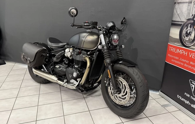 Triumph Bonneville Bobber