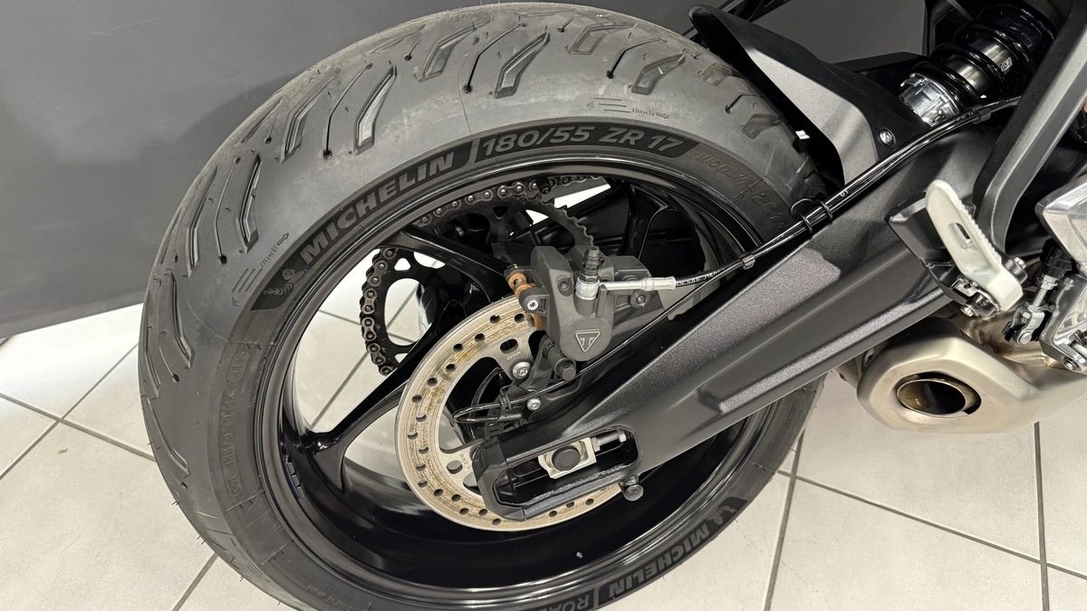 Angebot Triumph Trident 660