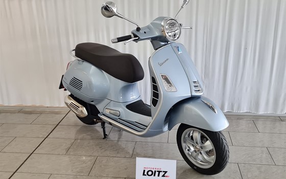 Gebrauchtmotorrad Vespa GTS 125 - Bild 1